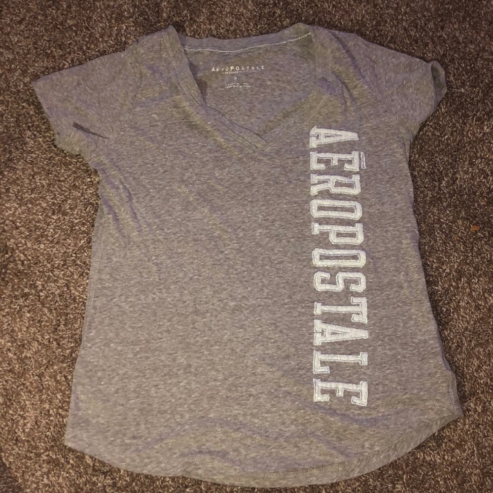 Girls v neck T-shirt